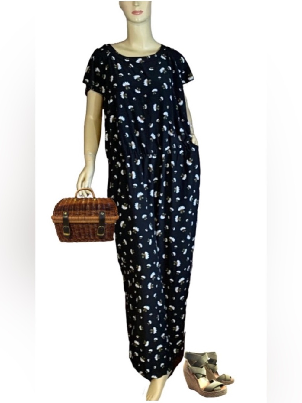 LOFT PLUS "LILY TIE BACK" BLACK FLORAL PRINT FLUTTER SLEEVE JUMPSUIT (20)
